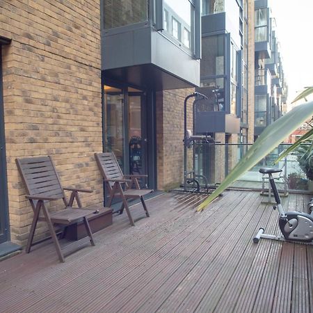 Spacious 1 Bed Apartment With Workspace, Coffee & Free Secure Parking Birmingham Eksteriør billede