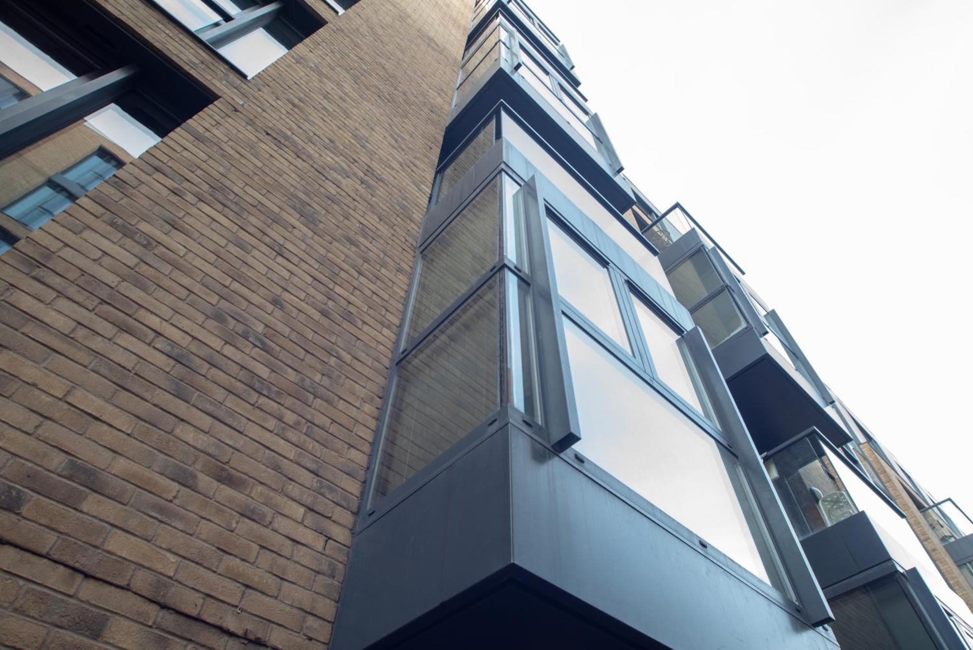 Spacious 1 Bed Apartment With Workspace, Coffee & Free Secure Parking Birmingham Eksteriør billede